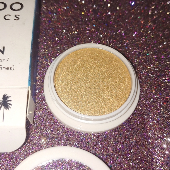 GODDESS Muse Skin - Ultra-Fine Pearl Illuminator Kaleido Cosmetics - Picture 2 of 6
